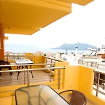 Dolphins Apartment *